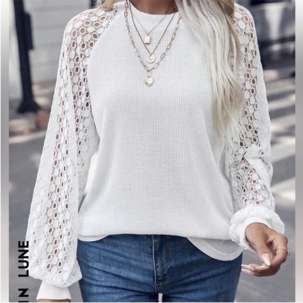 MIHOLL Boho Lune Lace Sleeve Top. Small. NWT. - Picture 5 of 10